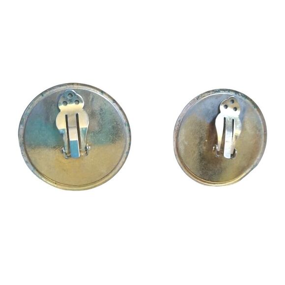 Vintage Faceted Round Blue Rhinestone Dome Button Earrings Gold Tone Clip On - Picture 2 of 3